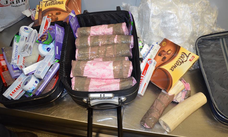 2014-2-24-12216. foto-sloní kly.jpg